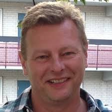 This electricity is flowing through wood.