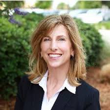 Mary Vitek (@MaryVitek)