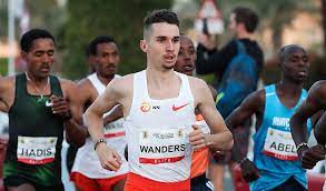 Avec plus de 70 ans d'expérience, nous avons su imposer notre style avec le développement de nos collections d'arts murales et d'accessoires pour la maison. Julien Wanders Confident Of 5km Pb At Asics Be At Your Personal Best Event Aw