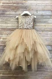 2019 Cute Champagne Tulle Flower Girls Dresses Shining Gold Sequins Sleeveless First Communion Dresses Girls Pageant Gown Custom Made Bonnie Jean