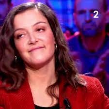 La jeune femme n'a toutefois aucun lien de parenté avec le. France 2 Camille Lellouche Son Grand Pere Rescape D Un Camp De Concentration Ca Ne Sortira Pas D Ici Facebook