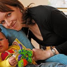 Anlaufstelle für junge Eltern