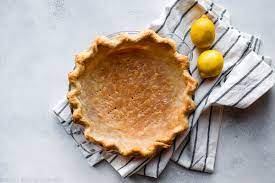 Be sure to make an attractive finished edge. How To Par Bake Pie Crust Sally S Baking Addiction