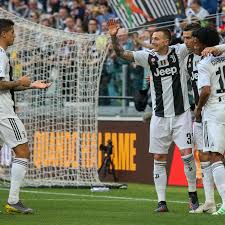 Honour lounge, boxes, glacis seats, benches, locker rooms, restaurants.«collaborating to the making of juventus' new stadium. Juventus 2 Fiorentina 1 Initial Reaction And Random Observations Black White Read All Over