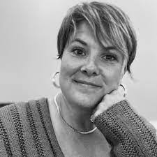 Charee Jackson's Instagram, Twitter & Facebook