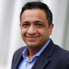 Shiv Bhatt's Instagram, Twitter & Facebook