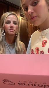 Tammy Sites's Instagram, Twitter & Facebook