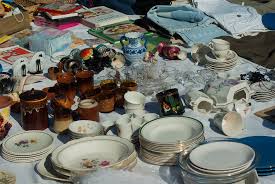 Vide Greniers Brocante Et Marche Aux Puces Quels Differences