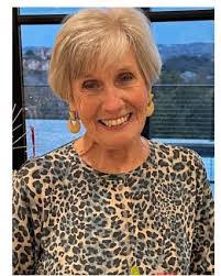 Lynn Sturrock's Instagram, Twitter & Facebook