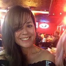 Holly Lott's Instagram, Twitter & Facebook