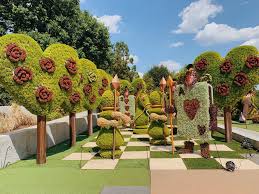 If you visit atlanta between now and october. Get Lost In Alice S Wonderland Exhibit At Atlanta Botanical Garden Lifestyle Blog Atlanta Lifestyle Blogger