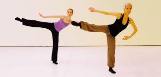 Before the 1950s, jazz dance referred to dance styles that originated from african american vernacular dance. Jazz Dance Jazztanz Frankfurt Erwachsene Jugendliche