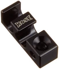 À côté de ce cas marquant, tachycardie, zona, hypertension artérielle, paralysie faciale, urticaire font partie des autres conséquences non répertoriées dans la notice des produits. Amscan Star Wars Photo Booth Coloris Assortis 9903094 Kits De Deguisement