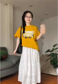 Cách Phối Áo Phông Với Chân Váy Dài Thời Trang