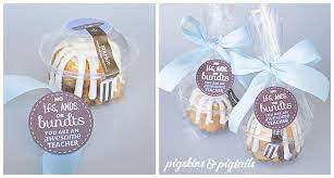 Since 1997, nothing bundt cakes became one of the largest bakeries to provide gift food. Nothing Bundt Cakes Gift Idea Teacher Apprecation Diy Add Printable Tag To Bundtlet Printab Diy Teacher Gifts Teacher Appreciation Gifts Teacher Appreciation