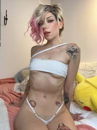 Jessakidding - Free nude pics, galleries & more at Babepedia