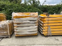 Prima premieră a stagiunii teatrului municipal baia mare se joacă în aer liber, pe scena montată în curtea instituție. Ajfp Maramures Anaf Anunturi Valorificare Bunuri Facebook