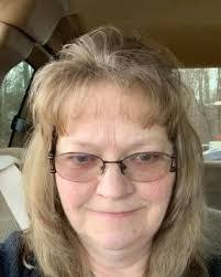 Pam Leach's Instagram, Twitter & Facebook