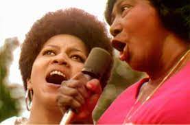 Saw summer of soul, first of what i'm sure will be many viewings. Musikdoku Summer Of Soul Als Harlem Beinahe Brannte Kultur Stuttgarter Zeitung