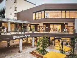 南町田グランベリーパーク セントラルコート グランベリーパーク 体験レポート 店舗 渋滞混雑 駐車場 グルメ情報など じゃぱたびっくす 東京 建造物 町田 人混み ひとり旅 旅行 日本 shopping ショッピング travel アウトレットモール 絶景 温泉