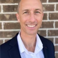 Jesse Hendon's Instagram, Twitter & Facebook