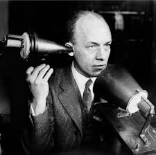 Erfindung des telefons durch alexander graham bell. Erfindung Des Telefons Und Am Ende Lacht Alexander Graham Bell Geo