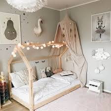 Happy Friday How Gorgeous Is This Little Girl S Room By 3elfenkinder Eos Light Shade Availabl Buyuk Kiz Odalari Oglan Cocugu Odalari Cocuk Oyun Alanlari