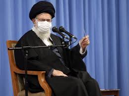 امام خامنه‌ای: پرستار فرشته‌ی رحمت بیمار است/ تاکید بر لزوم اجرای قانون  تعرفه‌گذاری خدمات پرستاری