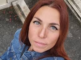 Sara Stefani's Instagram, Twitter & Facebook