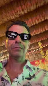 Another beautiful day in South Florida. I'm so glad 😌 to be the happiest  person in the world 🌎. Thanks @poling.derek @oakley for my Christmas 🎄  present 🎁 The new QNTM Kato™