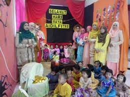 Posisinya di bakamla adalah deputi bidang informasi selain eko, tangkapan kpk adalah sh, ao dan d dari pihak swasta. Himpunan Pelbagai Cetusan Ilham Bagi Dekorasi Hari Raya Di Pejabat Deko Rumah