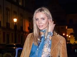 Jak wygląda jej życie, odkąd poślubiła milionera. Agnieszka Wozniak Starak I Jej Cztery Katy Duzo Okien I Kolorowe Meble Tak Mieszka Dziennikarka Zdjecia Express Ilustrowany