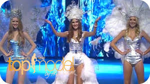 We are #gntm schau dir das neueste video von germany*s next topmodel (@germanysnexttopmodel) an. Das Spektakulare Final Opening Germany S Next Topmodel Finale 2014 Prosieben Youtube