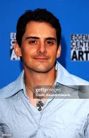 370 Steven Cutting Photos & High Res Pictures