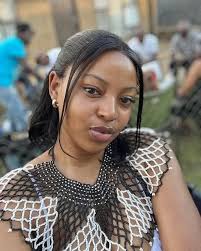 Hi I'm Lisa 47 single female looking to get to know some one in the south  Carolina area