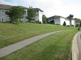 Start now to enjoy a greener, healthier lawn with 50% off your first service. Green Boys Lawncare Inc Mowing