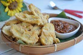 Pisang Goreng Krispi Sambal Terasi Ayam Goreng Makanan Cemilan
