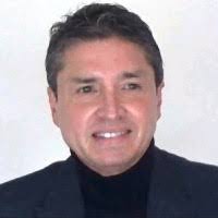 300+ perfiles de «Lynch»