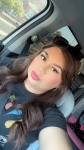 Stephanie Eastwood's Instagram, Twitter & Facebook