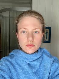 Nouveaux drapés. Toujours printemps clair ? Je sens vraiment que l'orange  me va bien plus mal que le fuchsia, cela ne veut-il pas dire que je ne suis  pas chaude ? Avertissement,