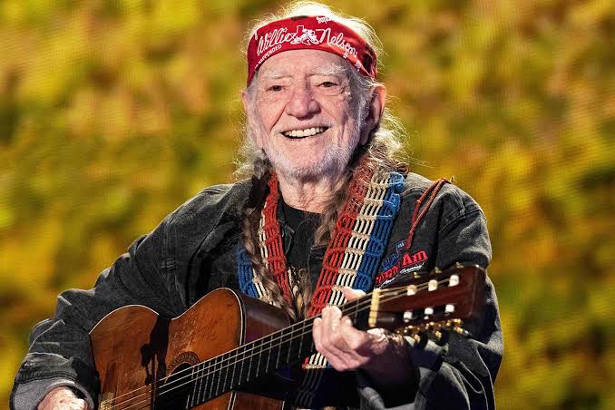 Willie Nelson Says He Has No Reason to 'Worry About Dying' at 91
