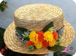 El complemento ideal para invitadas de boda. Canotier Con Flores Diy Patypeando Un Blog Muy Diy