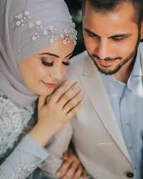 876 Likes, 3 Comments