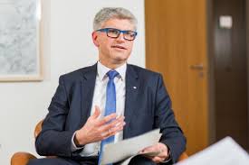 Pax bank eg swift code, koeln. Pax Bank Und Investify Schliessen Allianz In Der Digitalen Vermogensverwaltung