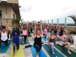 pop up yoga creates a fitness munity