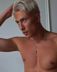 Anatol Harlamoff (@anatol_harlamoff) • Instagram photos and videos