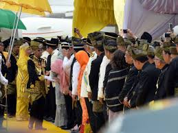 Buy fake tunku abdul rahman university college diploma, get fake malaysian university bachelor's degree online. Innalilah Almarhum Dymm Sultan Kedah Tuanku Abdul Halim Mu Adzam Shah Mangkat Di Istana Anak Bukit