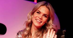 Discover klaasje meijer net worth, biography, age, height, dating, wiki. Klaasje Says Goodbye To K3 But Has To Cancel Her Notice I Don T Do The Gigs Against My Will Let That Be Clear Klaasje Leaves K3 World Today News