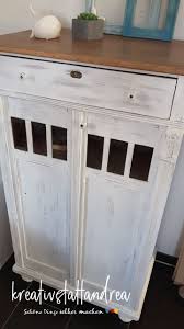Diy Anleitung Fur Den Shabby Chippy Chic Alte Mobel Mit Kreidefarbe Streichen Kreativstattandrea In 2020 Shabby Chic Dekor Alte Mobel Kreidefarbe