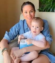 Archie technically could have gone by earl of dumbarton, which is one of prince harry's titles, but it according to royal reporter victoria murphy, archie will be eligible to style his name as prince. 900 Prince George Ideas In 2021 Prince George Royal Family British Royal Family